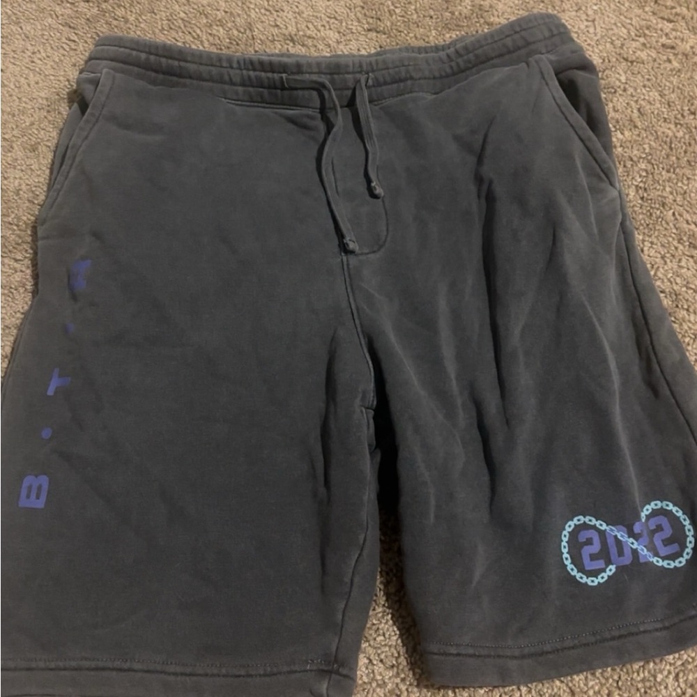 BTR forever tour shorts 2022